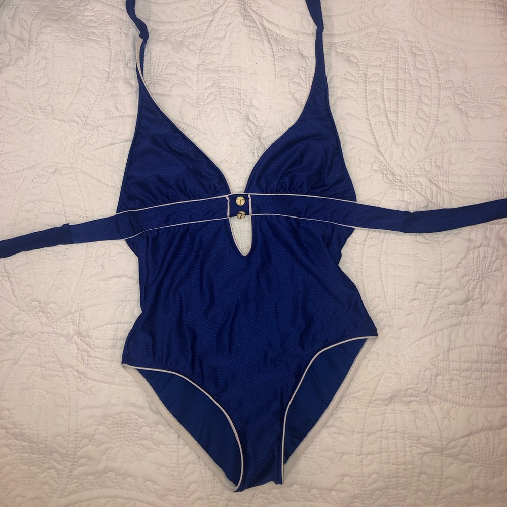 Trina Turk sz 6 one piece